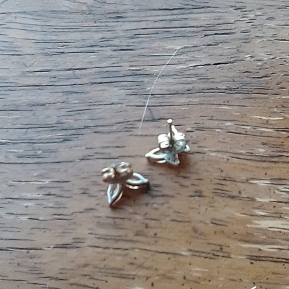 925 Sterling Silver and Swarovski Crystal Buttery Post Earrings!!!!!! π - Picture 6 of 6